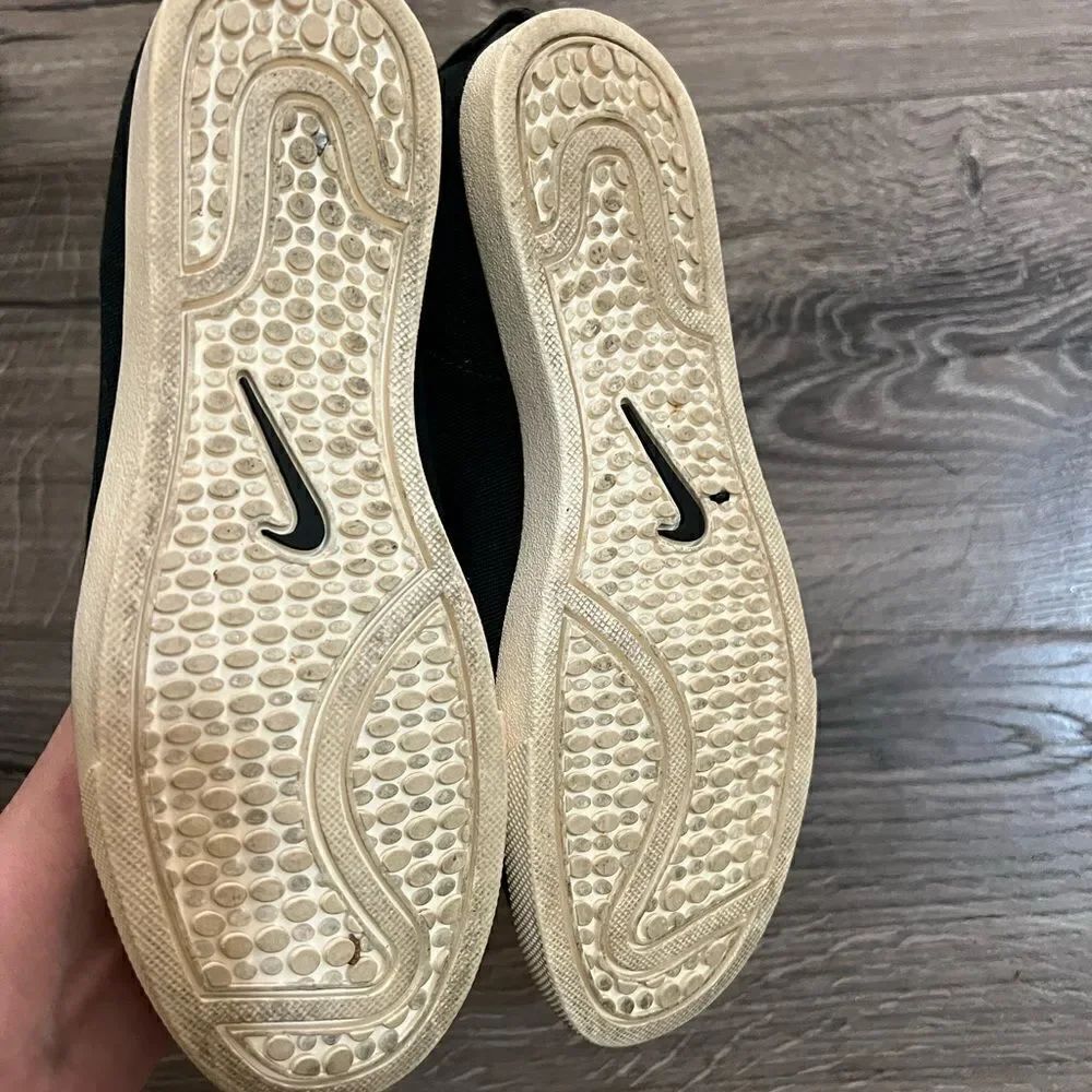 Nike Women Flats size 5.5 - Picture 3 of 4